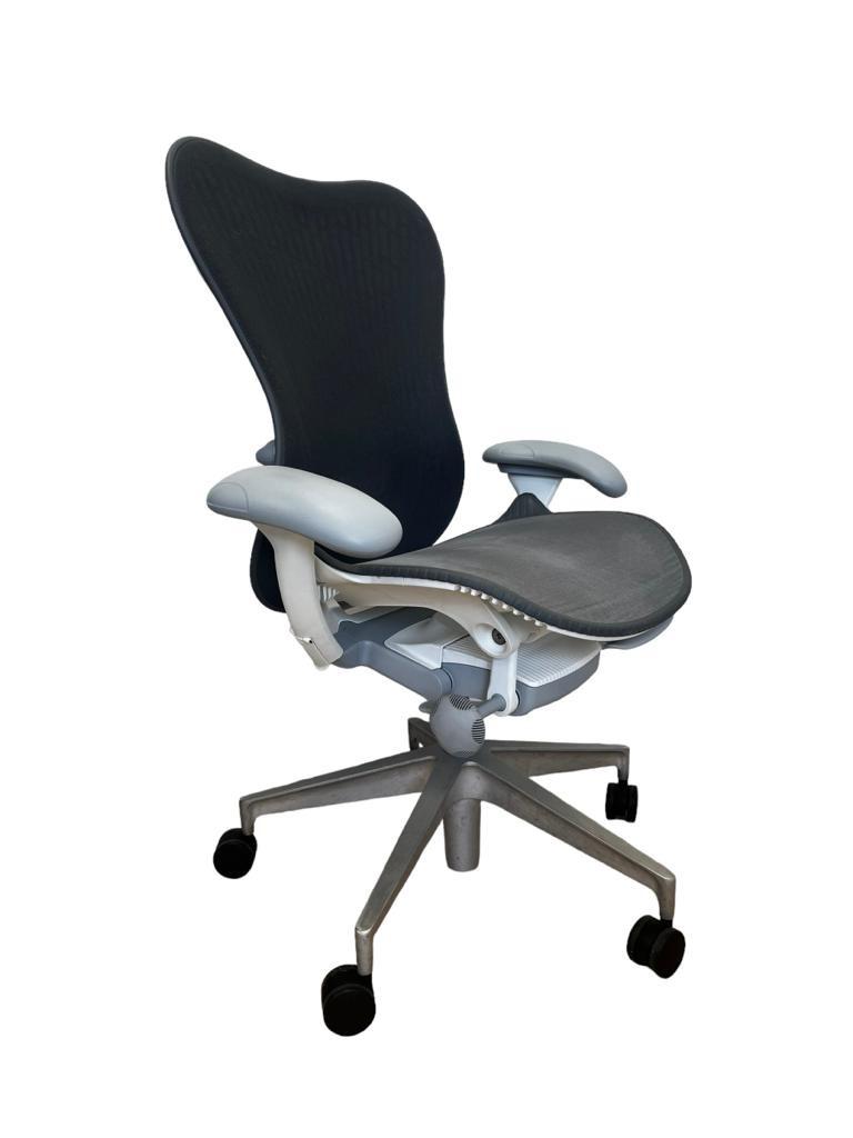 Herman Miller Mirra 2 Butterfly (full option) refurbished, Huis en Inrichting, Bureaustoelen, Ophalen of Verzenden, Gaming bureaustoel