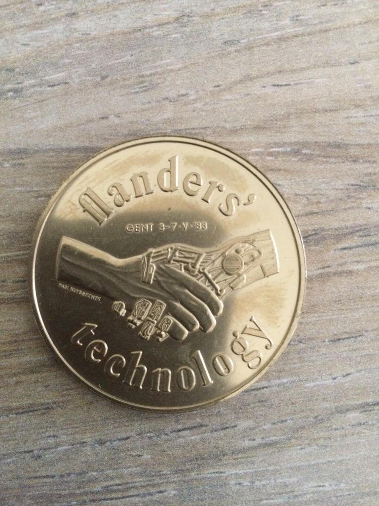 Kleine medaille Flanders Technology, Postzegels en Munten, Ophalen of Verzenden