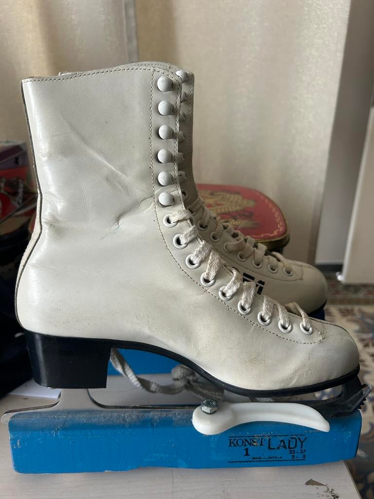 Jofa witte leren schaats 37, Sport en Fitness, Schaatsen, Overige merken, Gebruikt, Ophalen of Verzenden, Kunstschaatsen