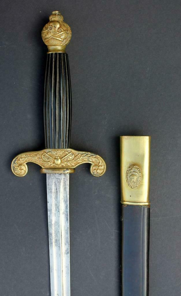 RECHERCHE: Sabres, épées, hache et poignards de pompiers., Enlèvement ou Envoi, Autres, Couteau ou Poignard