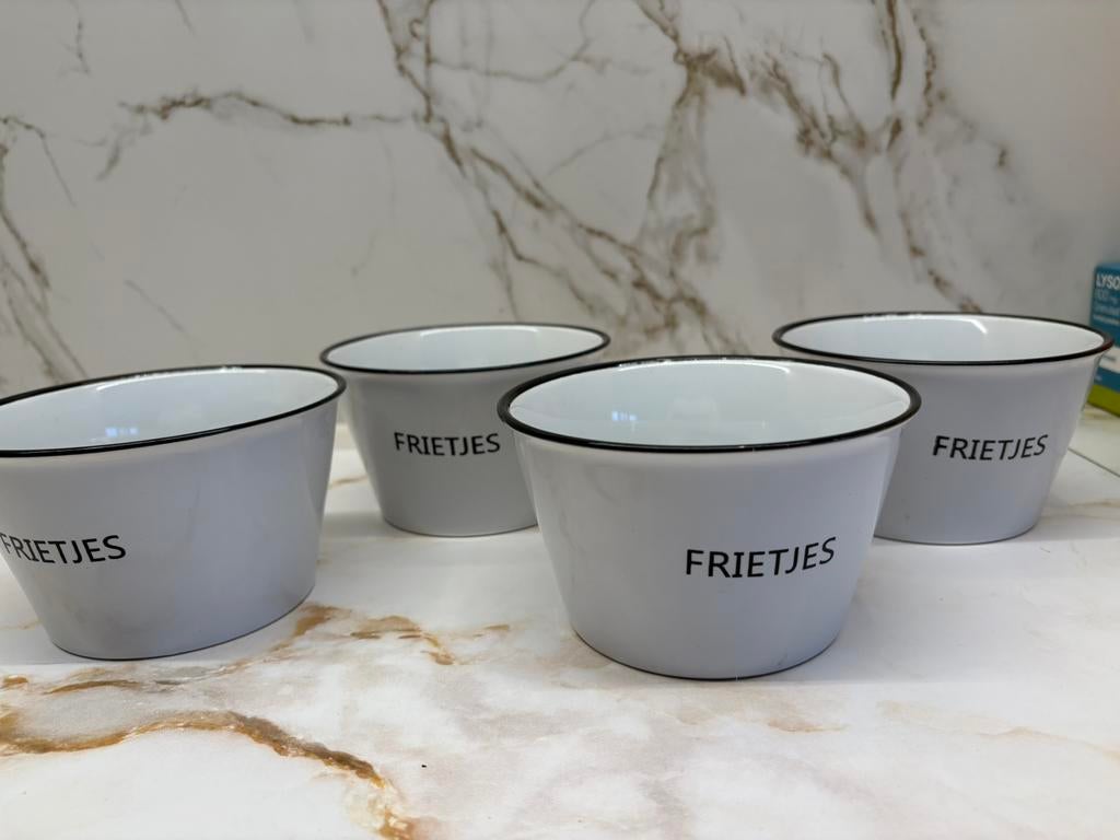 4 leuke kommetjes Frietjes’, Ophalen, Gebruikt, Keramiek, Kom(men)