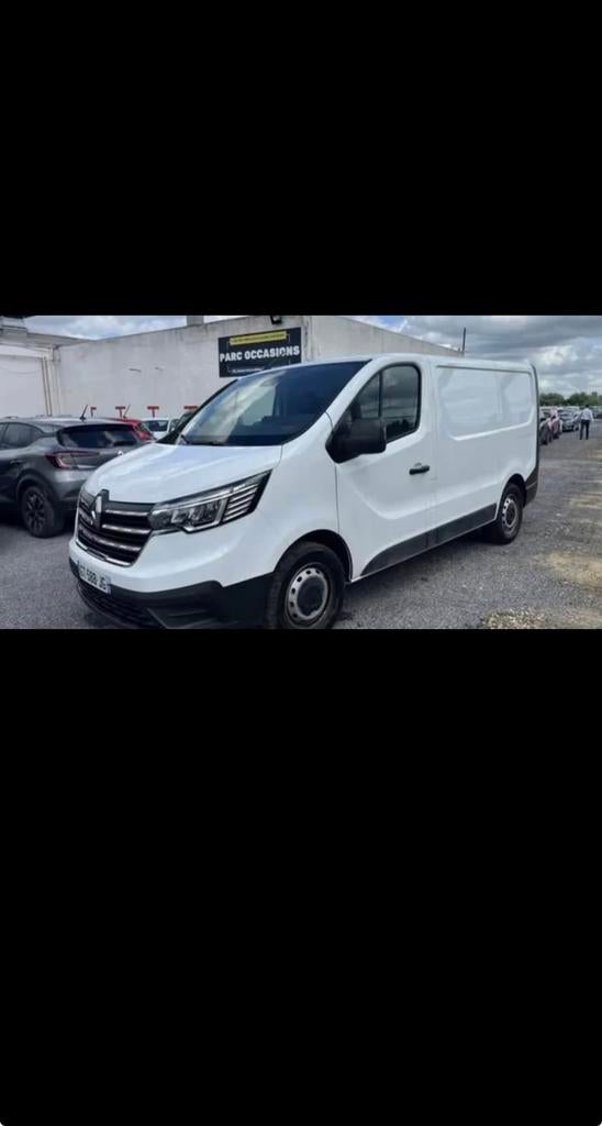 Reprise Renault trafic 2023 52000 km, Autos, Renault, Particulier, Trafic, Diesel, Euro 6, Boîte manuelle, Blanc, TVA déductible