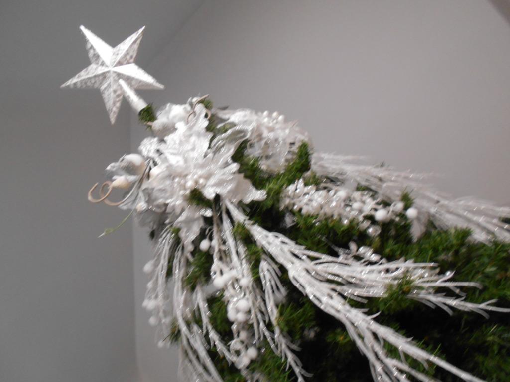 NOEL ...lot de 16 branches  décoratives +étoile, Enlèvement ou Envoi, Utilisé, Décoration
