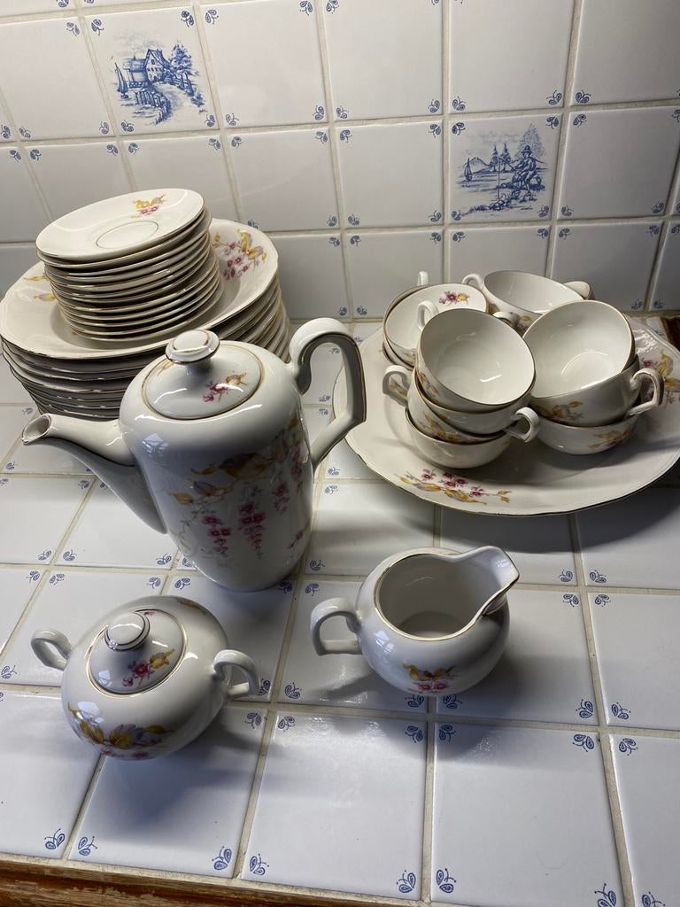 Service de table Mitterteigh Bavaria US Zone avec cafetière, Antiquités & Art, Antiquités | Services (vaisselle) complet, Enlèvement