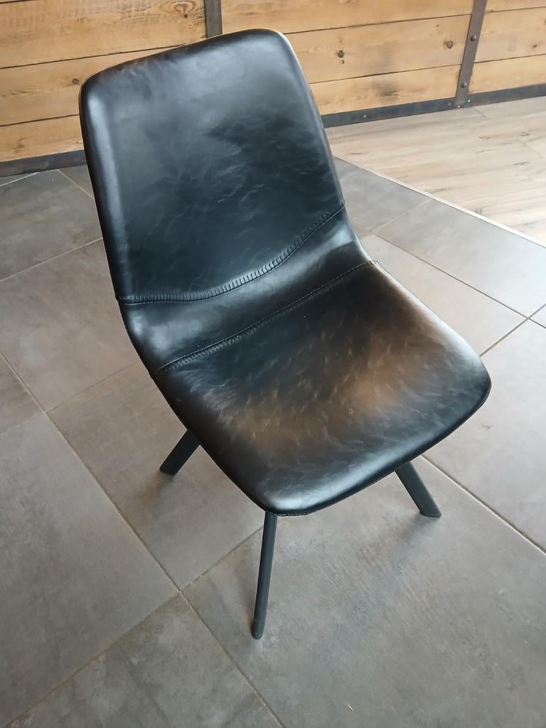Stoel met imitatieleren bekleding., Ophalen, Leer