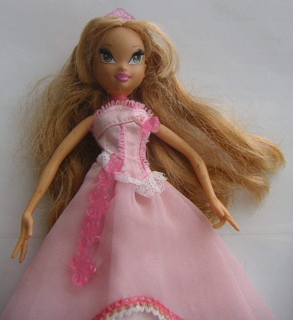 poupée WINX CLUB Flora Mattel, Enlèvement ou Envoi, Utilisé, Poupée