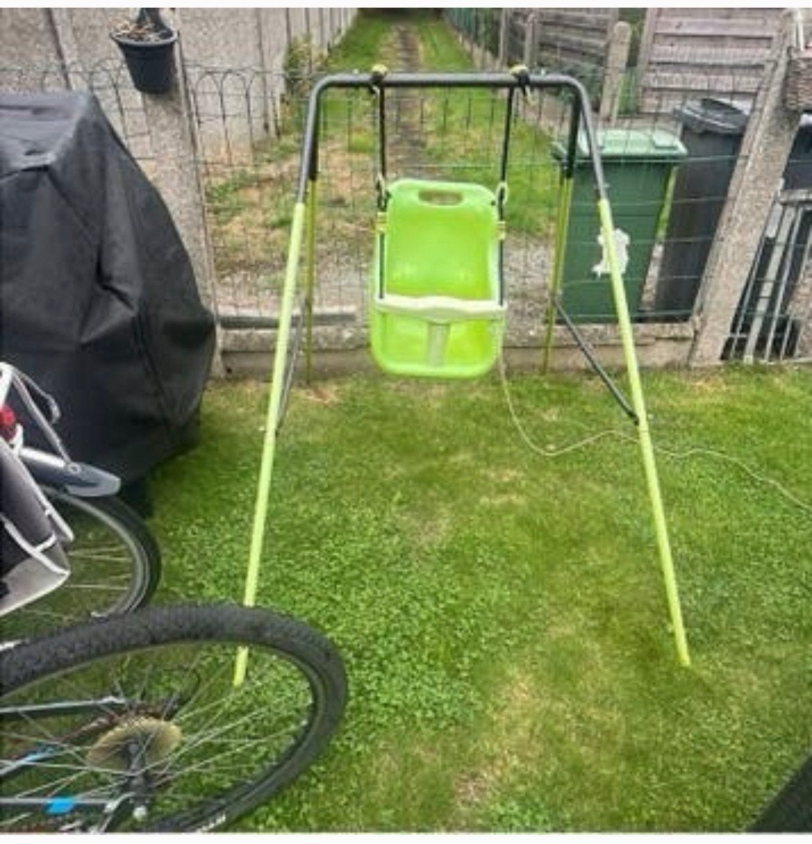 GRATIS SCHOMMEL EN DUBBELE BUGGY! MOET DRINGEND WEG!, Ophalen, Gebruikt, Schommel
