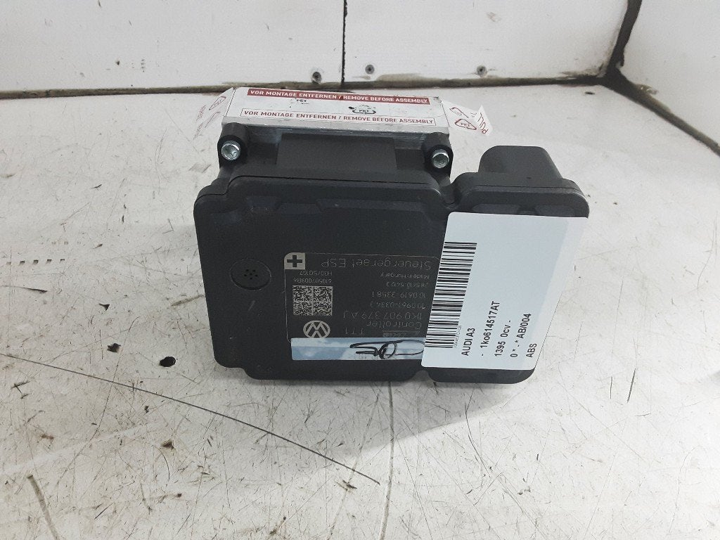 BLOC ABS (FREINS ANTI-BLOCAGE) Audi A3 Sportback (8PA), Mevr. I. Hauben, Audi, Utilisé, Rue de l'Espoir 34 34
4030  GRIVEGNÉE, BE