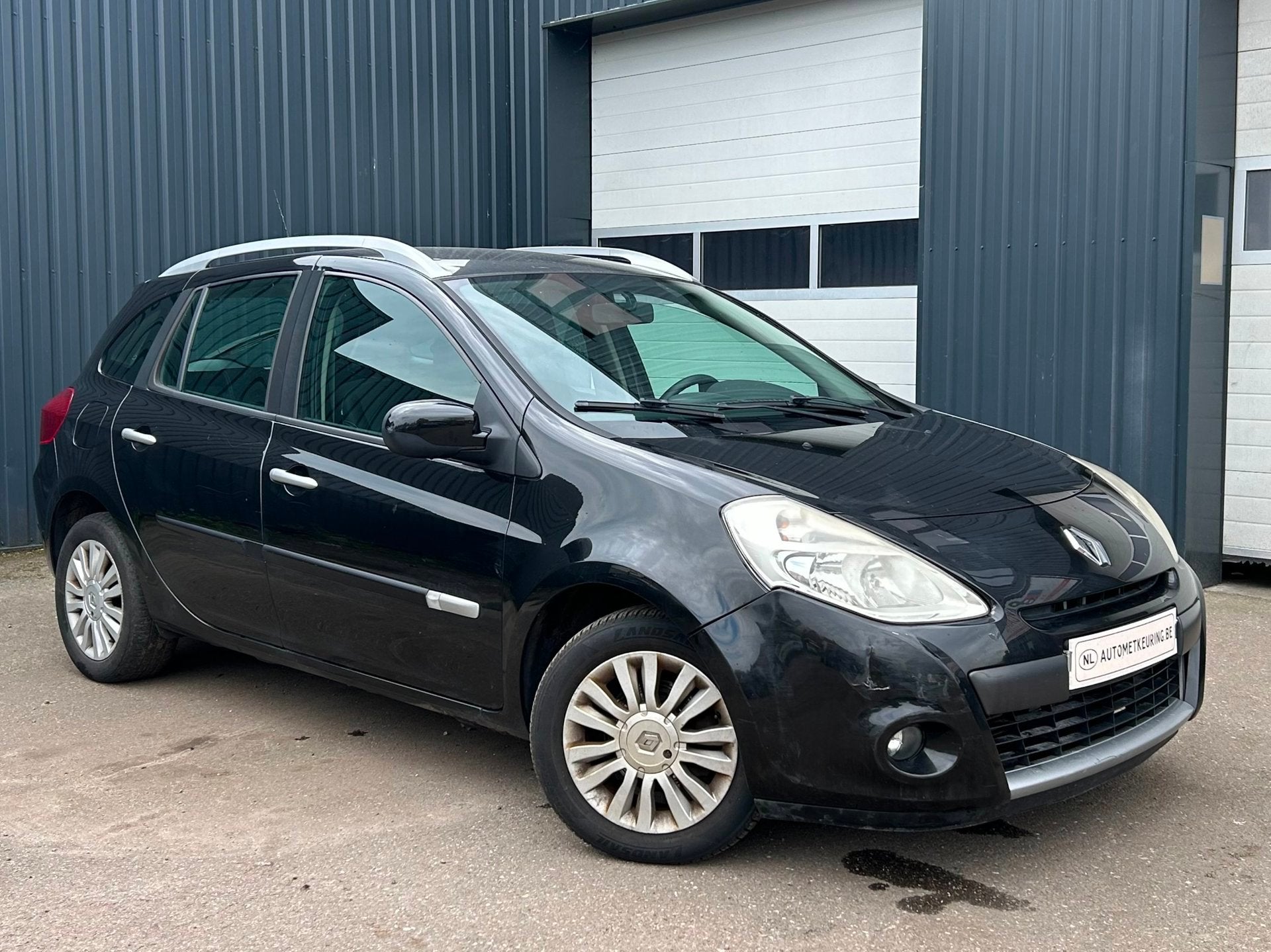 Renault Clio 2011 Airco 1.2 Benzine, Autos, Entreprise, Boîte manuelle, Capteur de stationnement, 5 portes