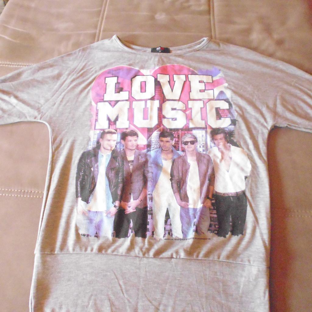 ONE DIRECTION shirt met print m 158, Enfants & Bébés, Vêtements enfant | Autre, Enlèvement ou Envoi