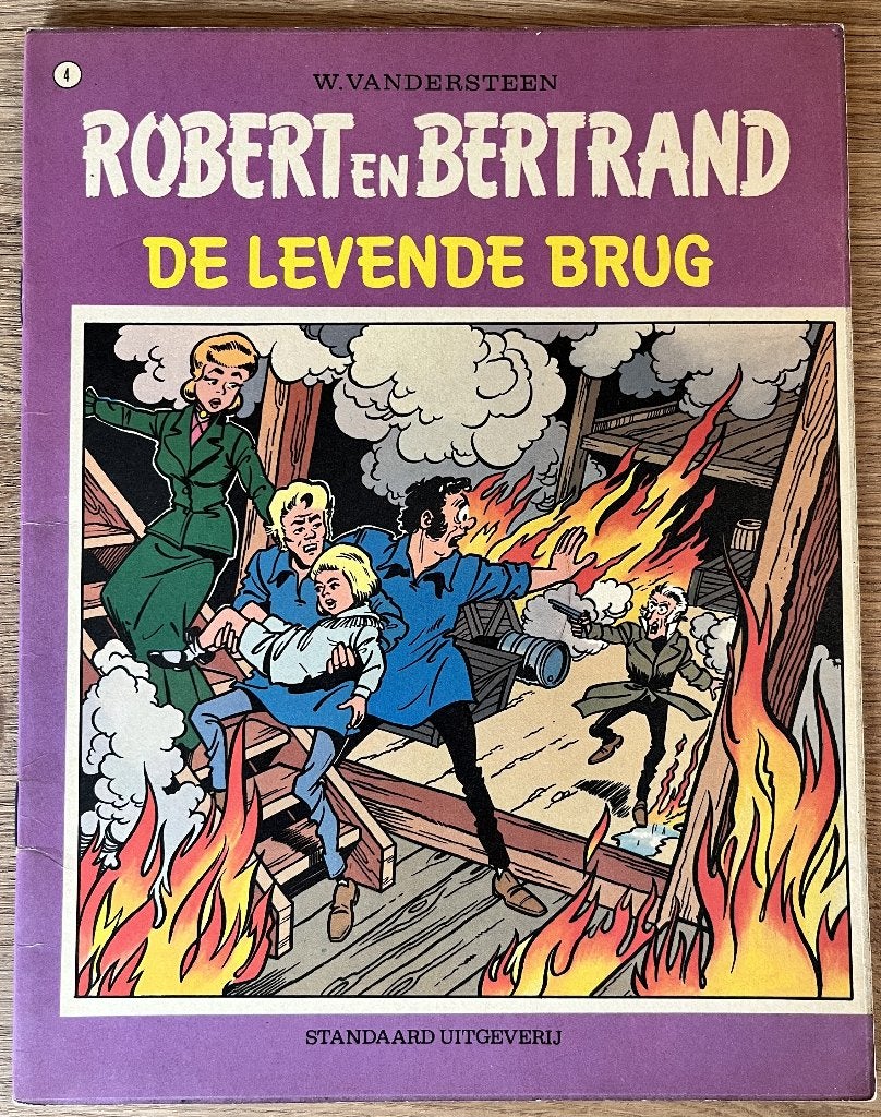 Robert en Bertrand - De levende brug - 4 1e dr(1974) Strip, Boeken, Stripverhalen, Eén stripboek, Ophalen of Verzenden, Zo goed als nieuw