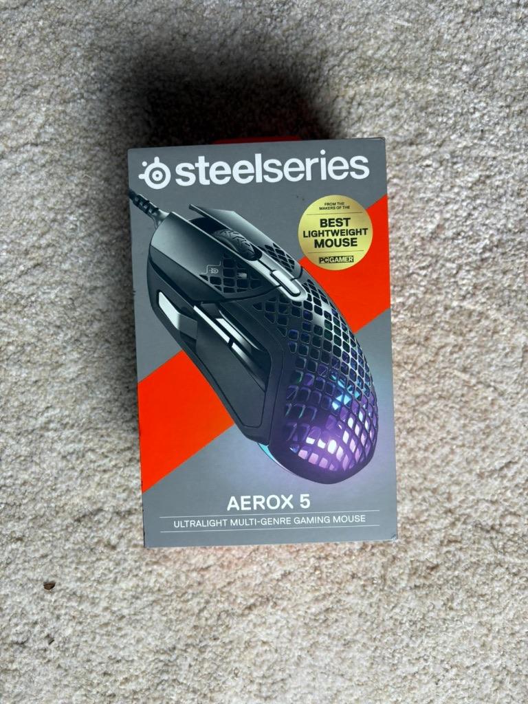 Steelseries Aerox 5, Computers en Software, Muizen, Rechtshandig, Muis, Ophalen of Verzenden, Zo goed als nieuw