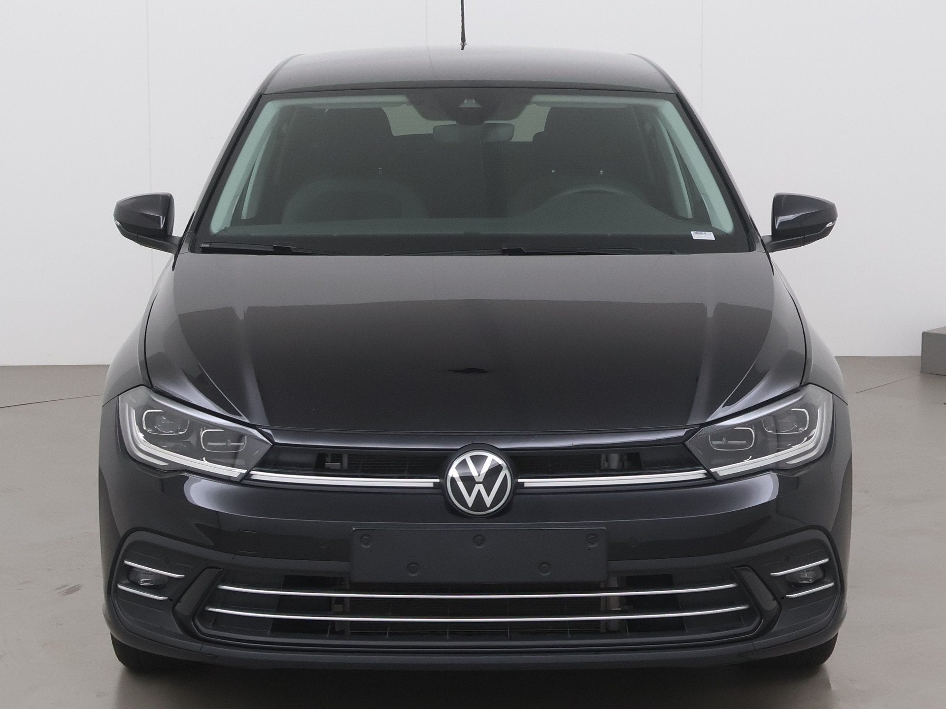 Volkswagen Polo tsi style 110 AT, Automaat, Elektrische buitenspiegels, Zwart, Bedrijf
