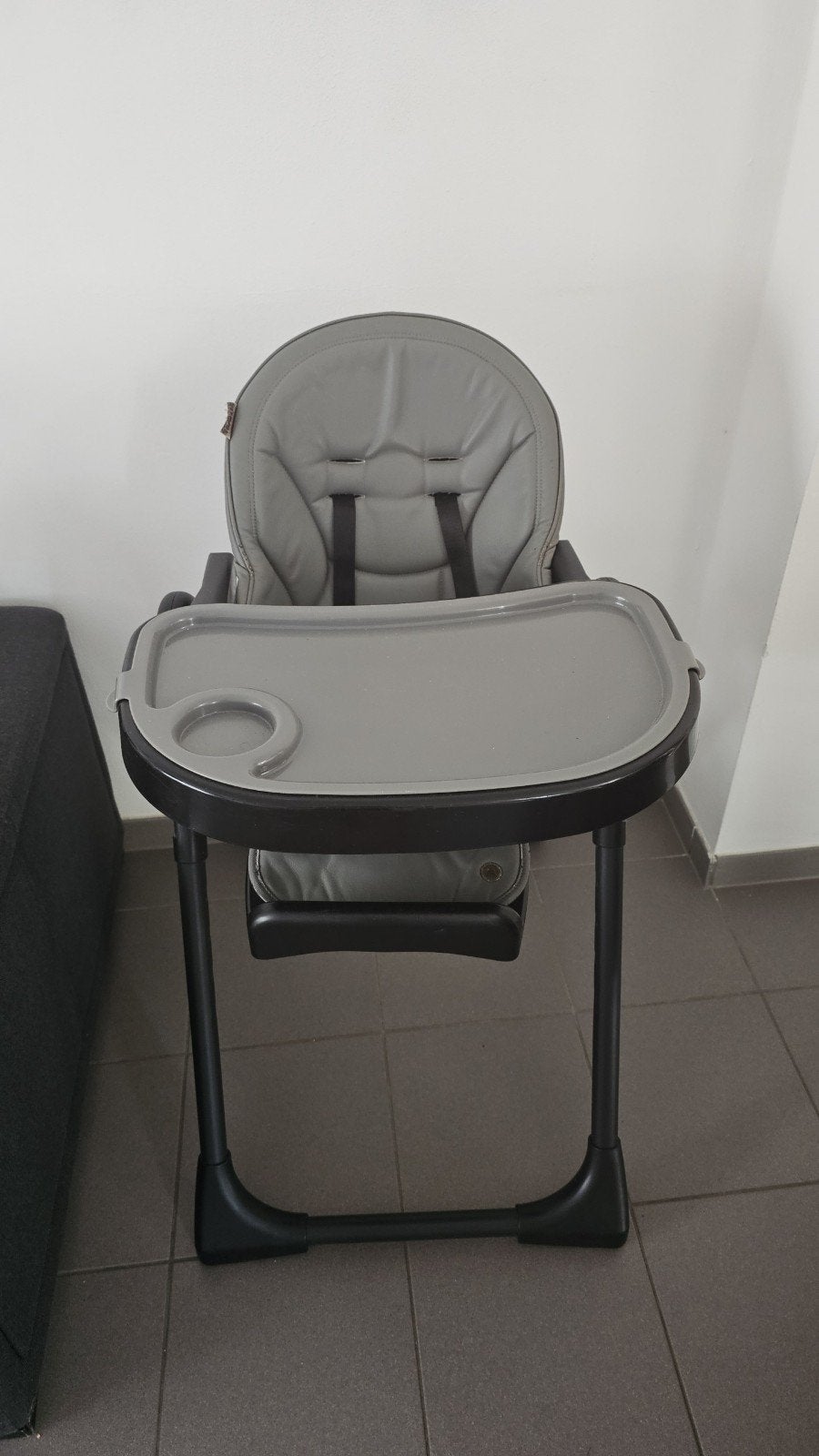 Kinderstoel Topmark – Verstelbaar & Inklapbaar – Grijs, Kinderen en Baby's, Kinderstoelen, Ophalen, Afneembaar eetblad