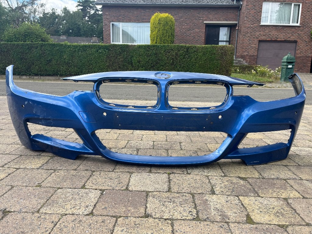 Originele M bumper f30 LCI, Pare-chocs, Enlèvement, Utilisé, BMW