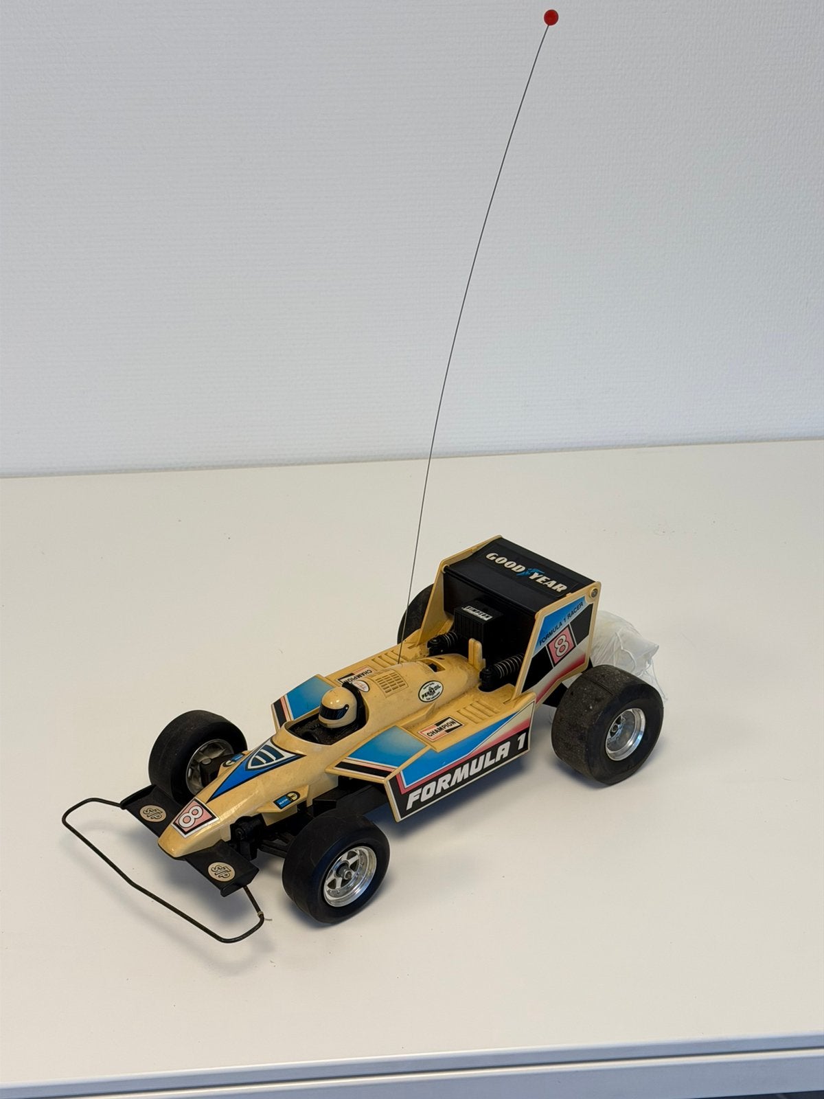 Vintage RC Formula 1 Racer Bandai / Shinsei – jaren 1970, Hobby en Vrije tijd, Ophalen of Verzenden, Zo goed als nieuw