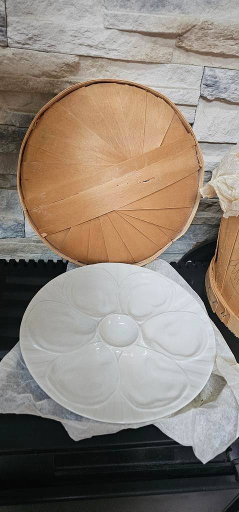 Pillivuyt, 6 vintage oesterborden+krat, Antiek en Kunst, Ophalen of Verzenden