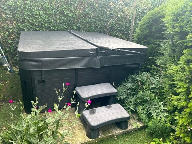 JACUZZI, Tuin en Terras, Ophalen, Gebruikt, Trap, Vast