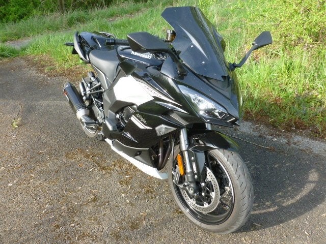 A VENDRE, Motos, Motos | Kawasaki, Particulier, Tourisme, plus de 35 kW, 4 cylindres, ABS, Régulateur de vitesse, Éclairage LED