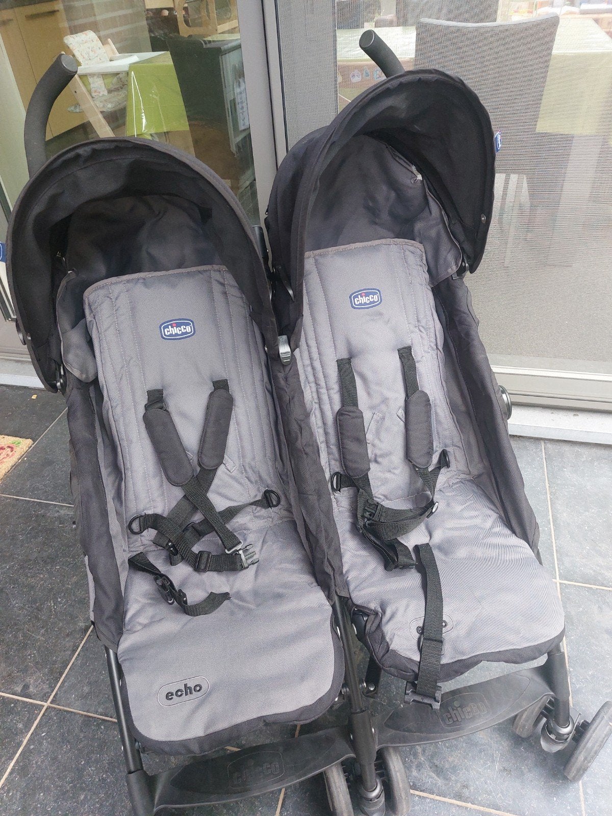 Tweeling buggy Chicco, Kinderen en Baby's, Tweelingen en Meerlingen, Ophalen, Zo goed als nieuw, Kinderwagen of Buggy