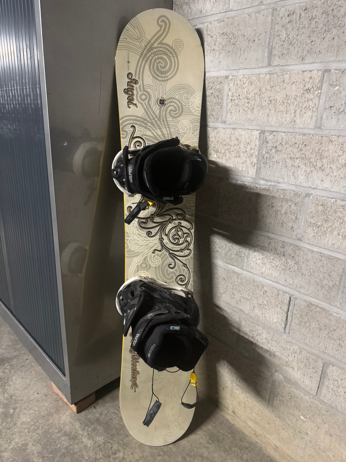 Complete snowboardset Angel 142 + bindingen+Burton boots39, Sports & Fitness, Snowboard, Enlèvement, Comme neuf, Planche