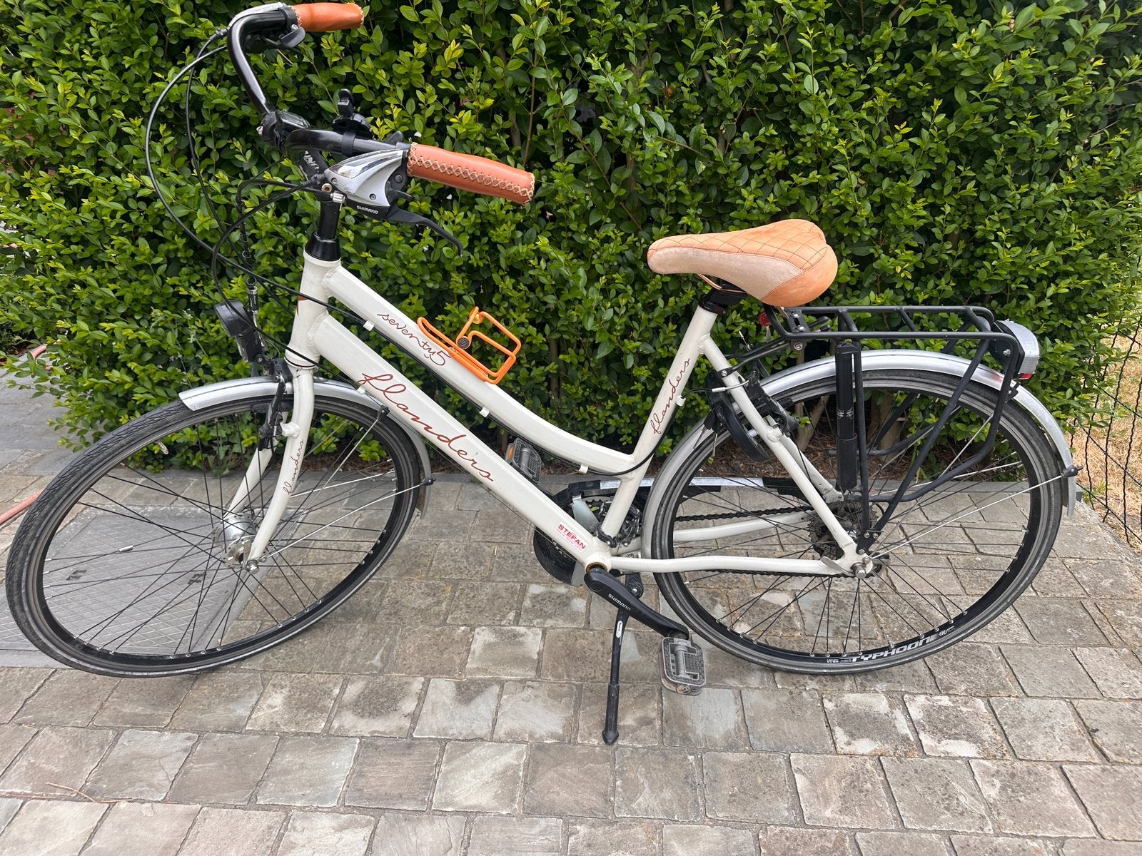 damesfiets met retro accent en lederen handvaten en zadel, 53 tot 56 cm, Versnellingen, Zo goed als nieuw, Trommelrem