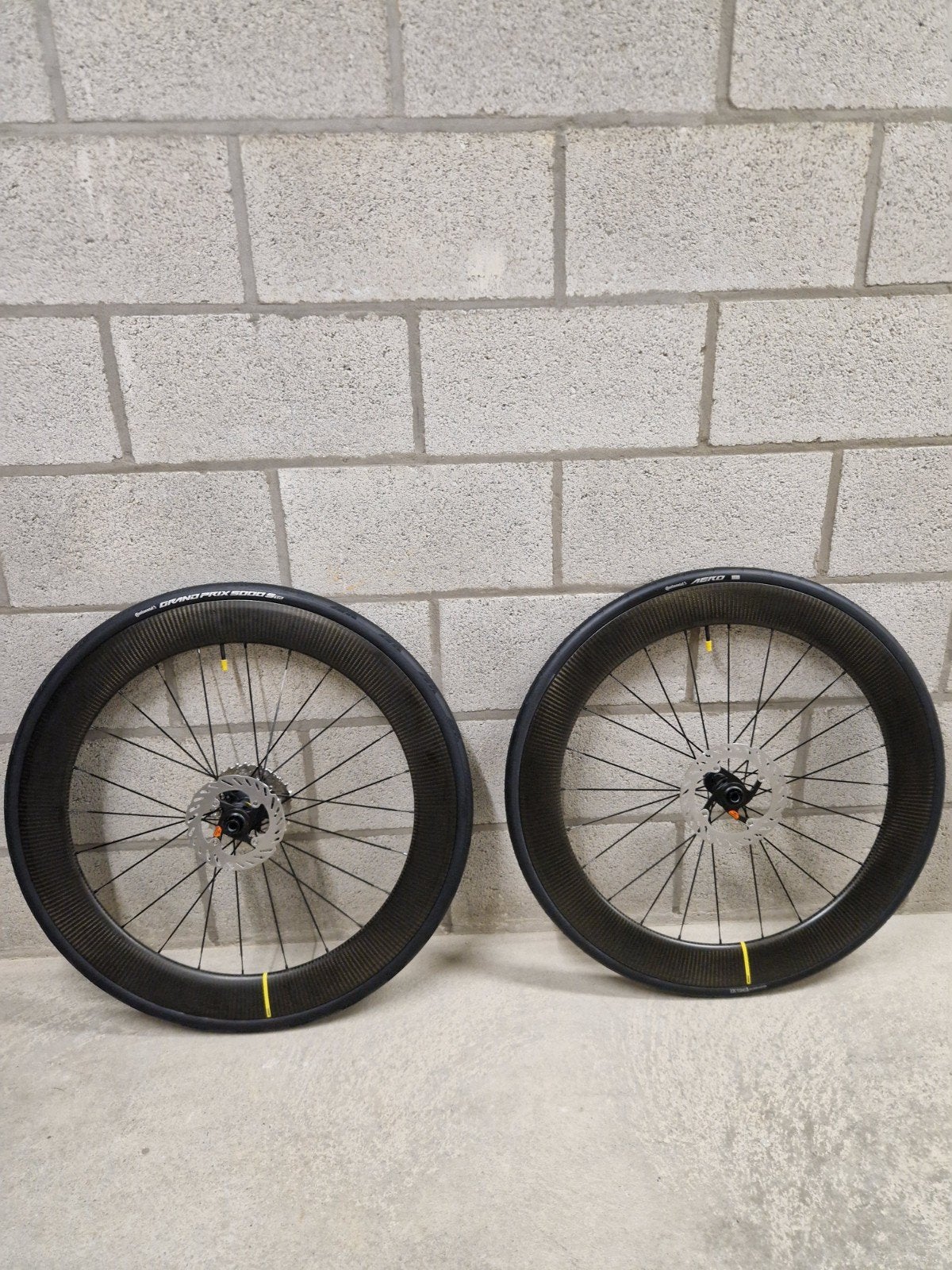 Mavic Cosmic SL65 carbon wielen, Fietsen en Brommers, Fietsonderdelen, Ophalen, Band, Zo goed als nieuw, Mavic