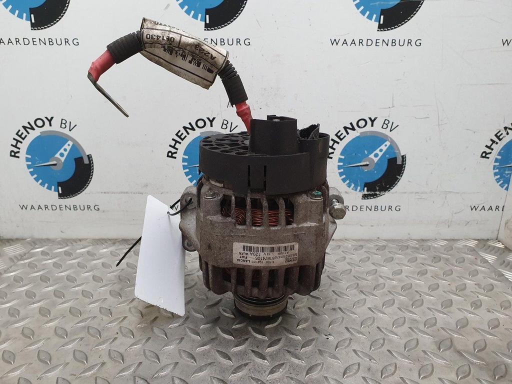 FIAT PANDA 0.9 TwinAir Lounge  DYNAMO 2012, Auto-onderdelen, Ophalen of Verzenden, Gebruikt, Stiba lid