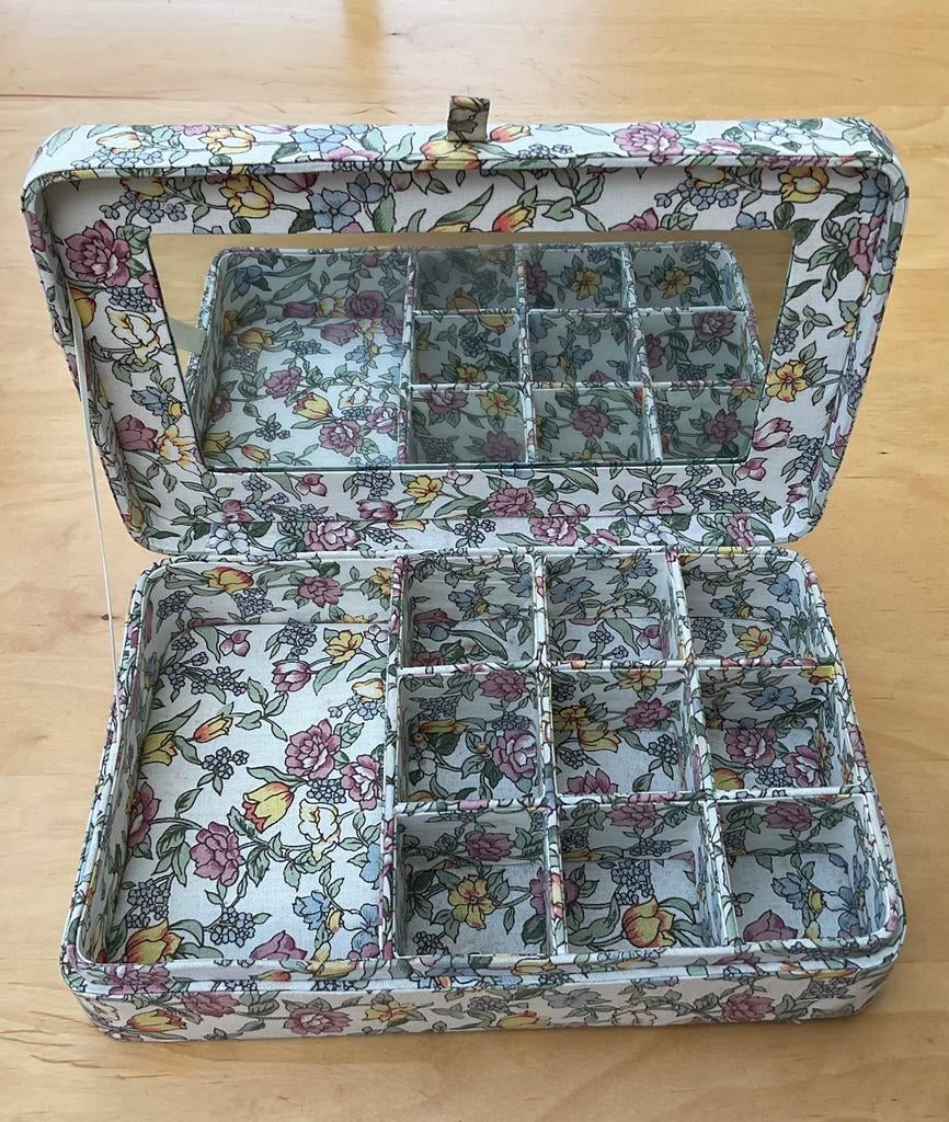 Lot : Boites gigognes, boîte à bijoux, porte-photo, Enlèvement, Utilisé