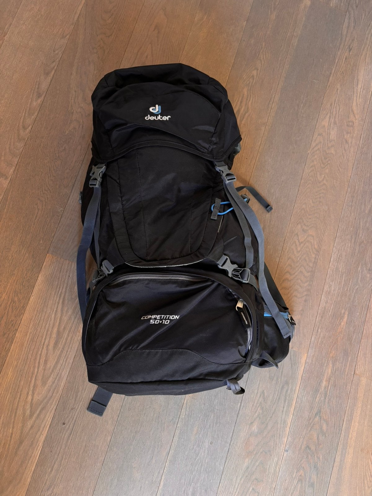 Deuter rugzak 50+10, Ophalen, Zo goed als nieuw, Zwart