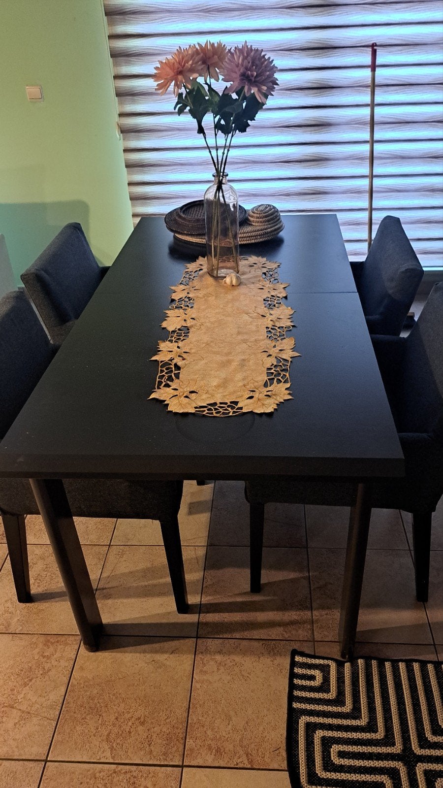GRATIS tafel verlengbaar ( zwart) zeer goede staat ,, Ophalen