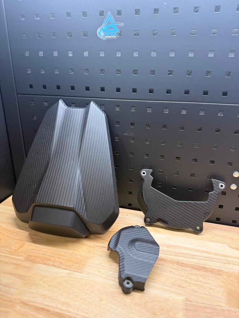 Superduke 1290 1290/1390 Carbon powerparts, Motoren, Ophalen of Verzenden, Gebruikt