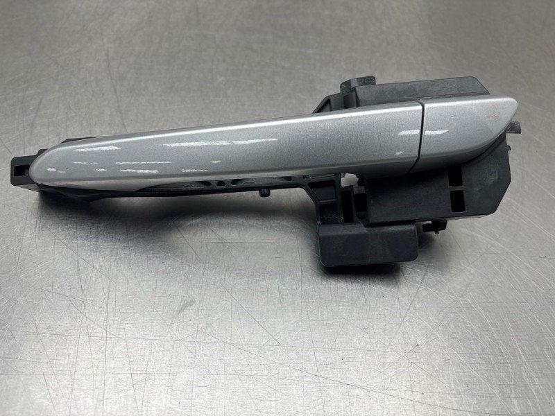 POIGNEE EXTERIEURE ARRIÈRE GAUCHE Hyundai Tucson (TL), Autos : Pièces & Accessoires, Utilisé, Arrière, Hyundai