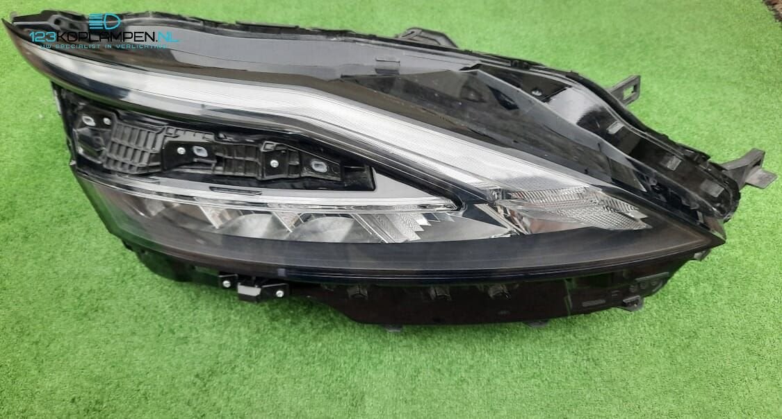 Nissan Qashqai J12 Full Led koplamp rechts, Auto-onderdelen, Verlichting, Nissan, Gebruikt, Ophalen of Verzenden