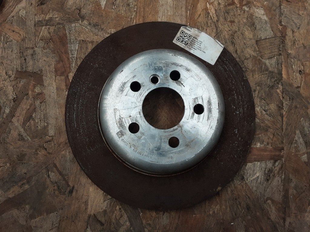REMSCHIJF ACHTER BMW 3 serie (G20) (01-2018/03-2020), Gebruikt, Mevr. I. Hauben, BMW, Rue de l'Espoir 34 34
4030  GRIVEGNÉE, BE
