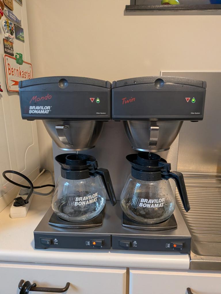 Koffiezetapparaat Bravilor Mondo twin, Electroménager, Cafetières, Enlèvement, Cafetière