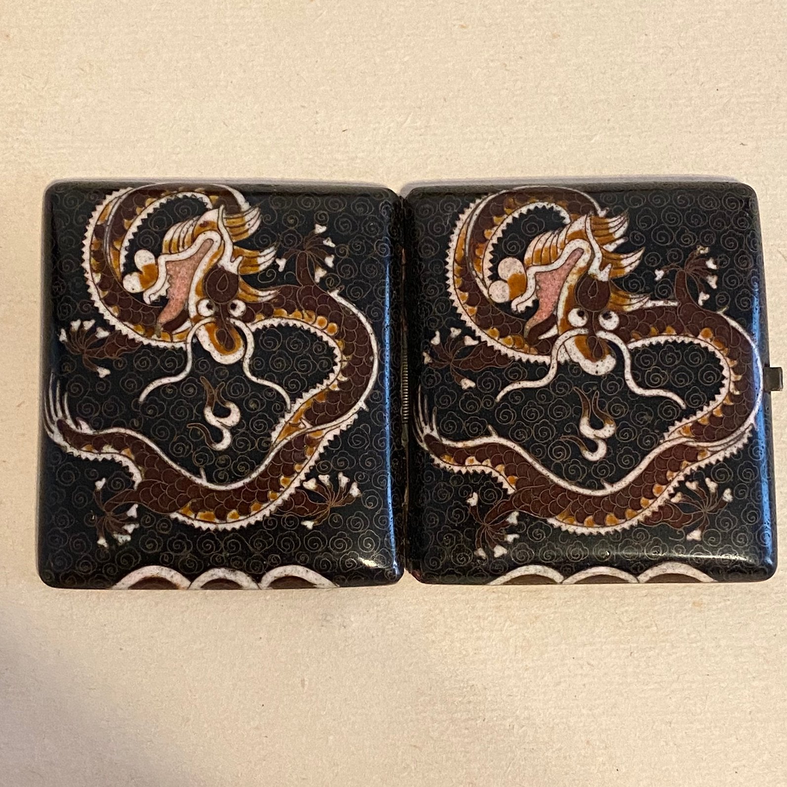 Chinese cloisonne, oude sigarettendoos, draak, Antiek en Kunst, Ophalen of Verzenden