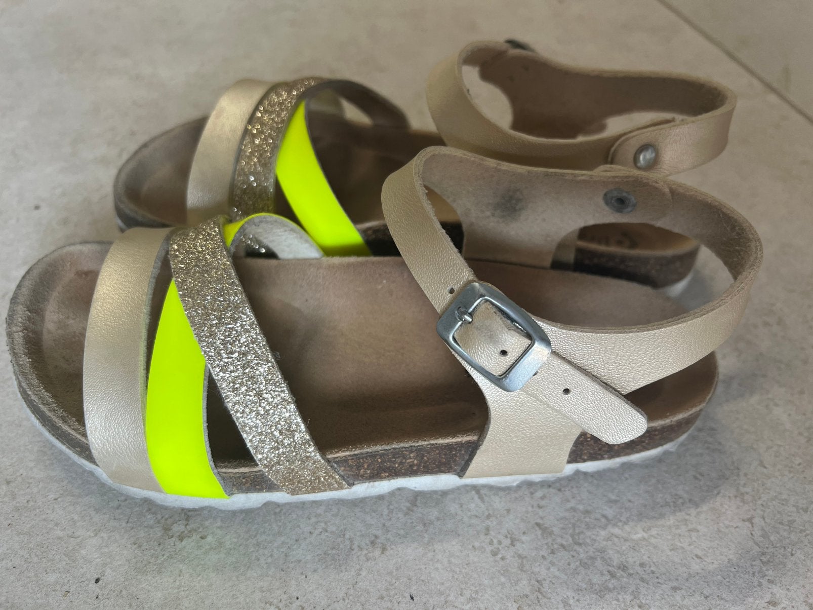 Sandalen maat 33 - perfecte staat, Ophalen, Zo goed als nieuw, Overige typen