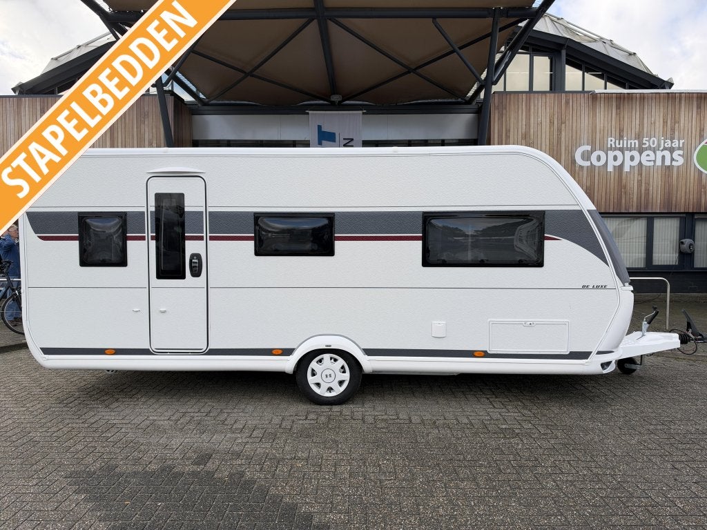 Hobby De Luxe 540 KMFE 2027 STAPELBED!, Caravans en Kamperen, Serviceluik, Hobby, 5 tot 6 meter, Tot en met 6