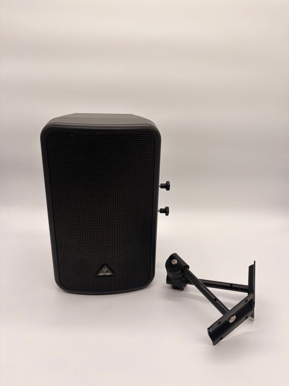 Behringer CE500A actieve luidspreker, Ophalen, Gebruikt
