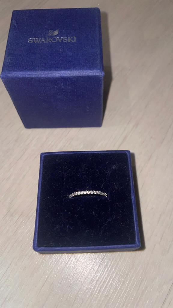 Ring swarovski, Ophalen, Zo goed als nieuw
