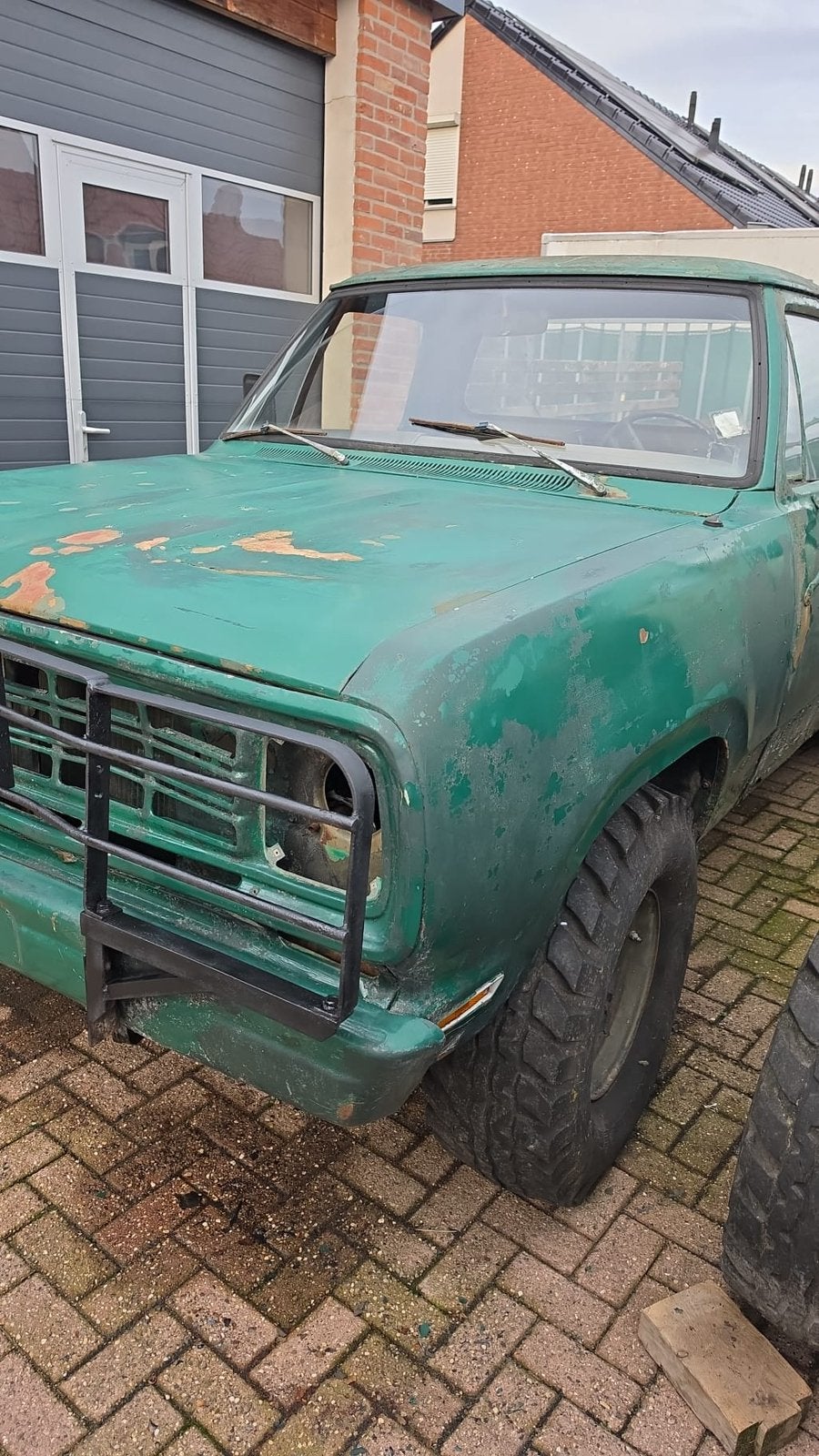 Dodge w200 1976 LPG barnfind schuurvonst, foto 2