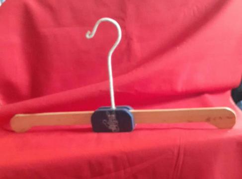 cintre repliable en bois, Enlèvement ou Envoi, Comme neuf, Bois, Adultes