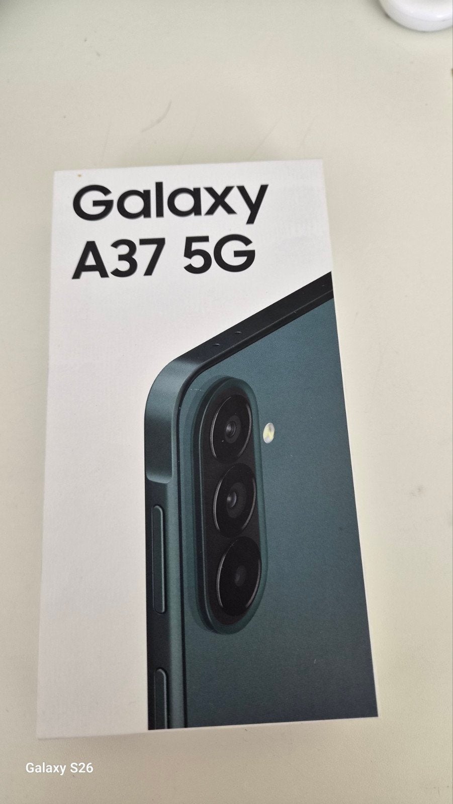 Samsung s37