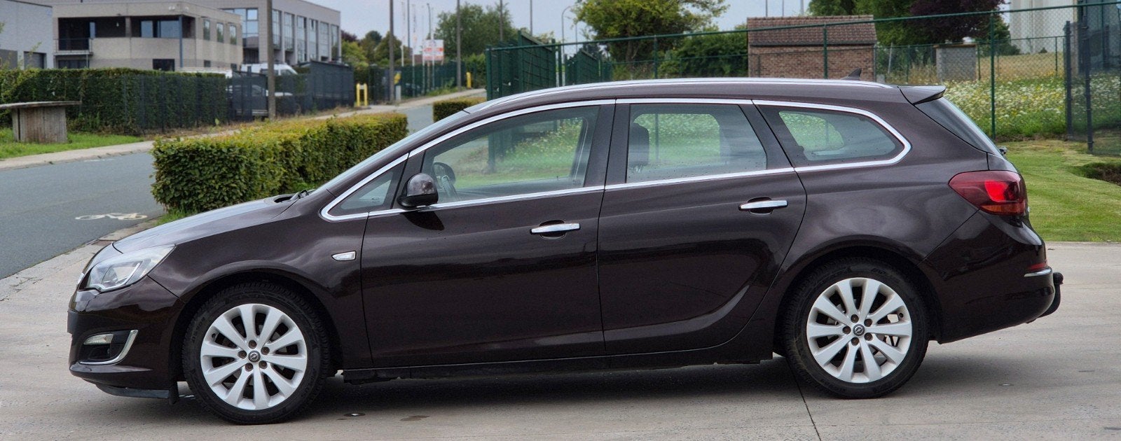 Opel astra 13cdti 230mkm cuir clima gps 2012 ctok 2500€, Cuir, Euro 5, Achat, Boîte manuelle
