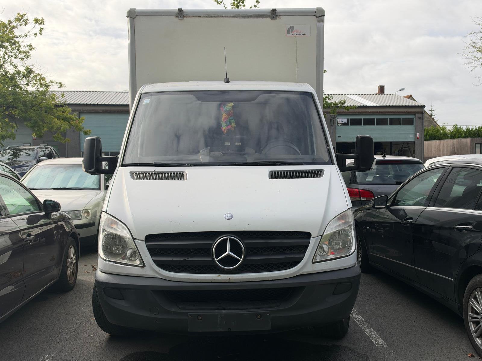 MERCEDES-BENZ SPRINTER — 2012 — 271 891 KM — EXPORTATION, Autos, Euro 5, Achat, Entreprise, 3 places