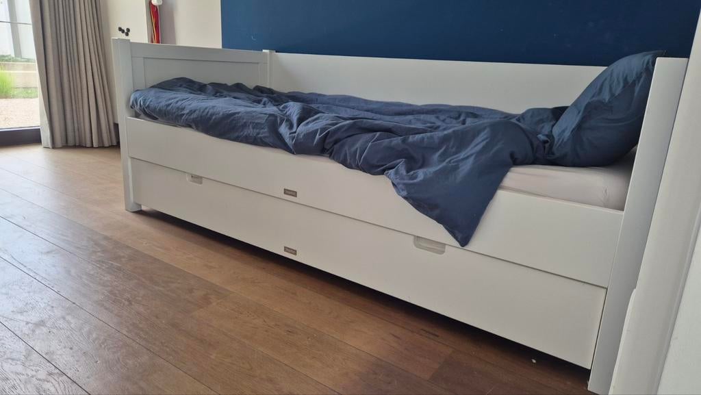 Bopita bed met logeerlade - wit, Huis en Inrichting, Ophalen, Wit, 200 cm