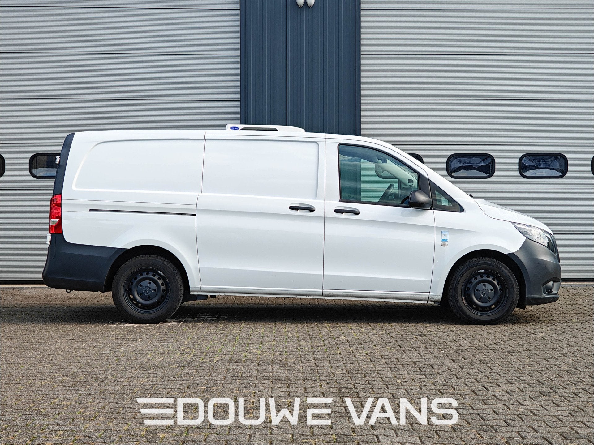 Mercedes-Benz Vito 109 CDI L2 Koelwagen Airco Camera Dag & N, Auto's, Voorwielaandrijving, Euro 5, Stof, Gebruikt