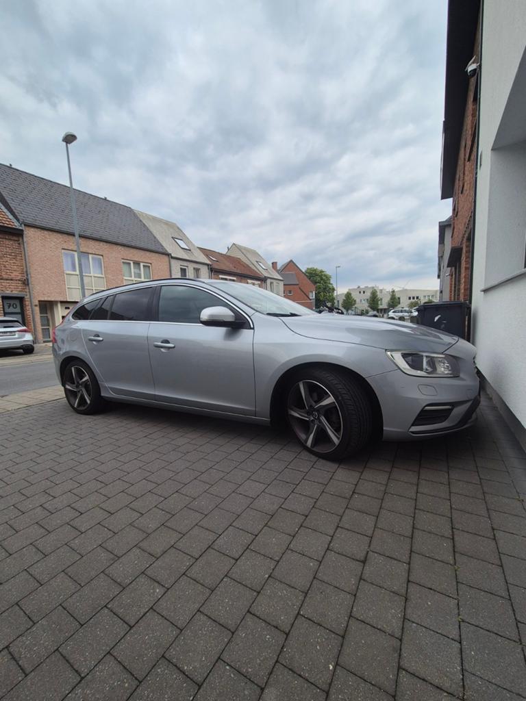 Volvo D4 RDESIGN, Auto's, Voorwielaandrijving, V60, Particulier, Te koop