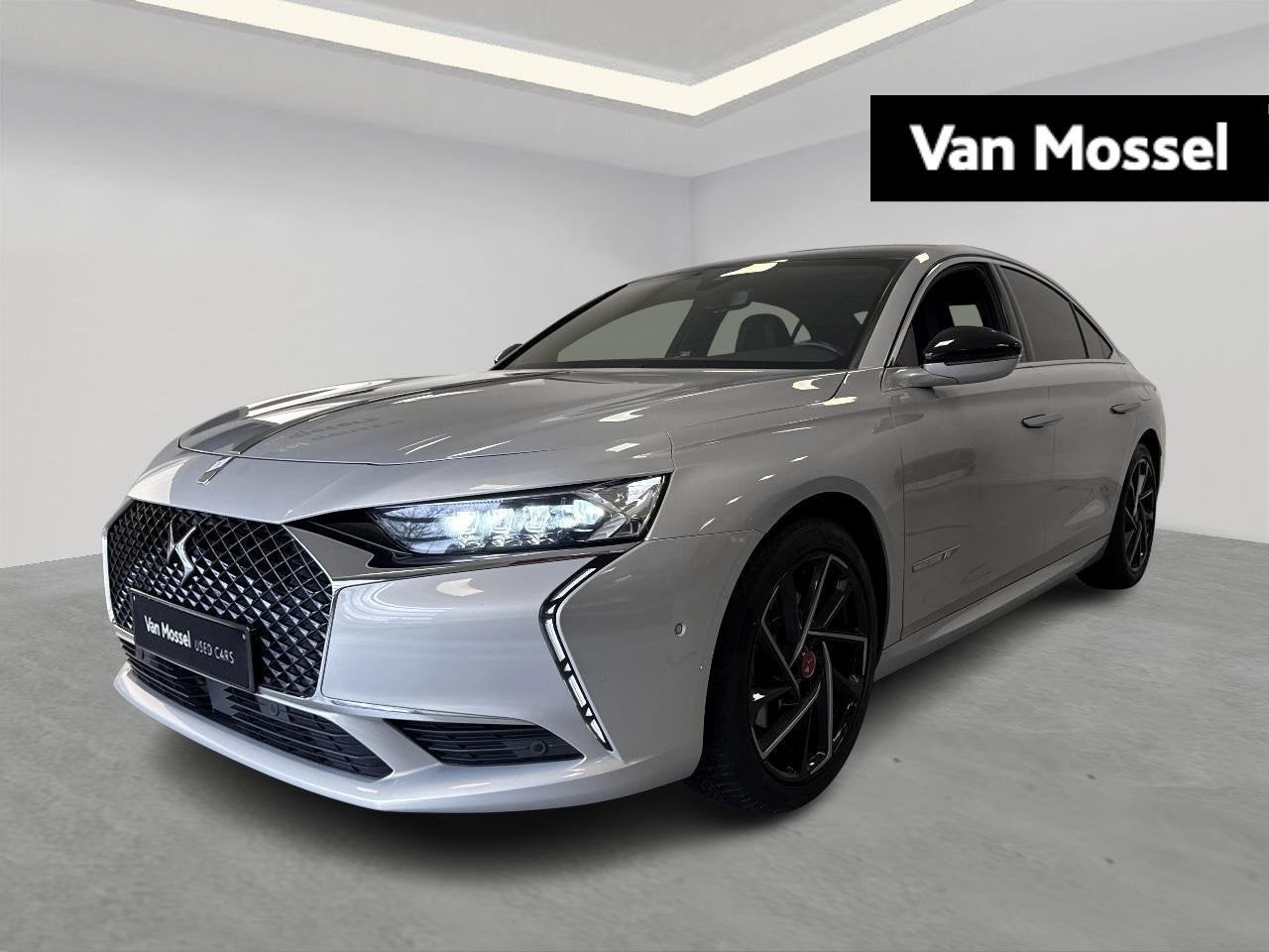 DS DS 9 E-Tense PERFORMANCE Line + STAAT IN SHOWROOM !, Auto's, Stof, Gebruikt, Plug-in hybride, Bedrijf